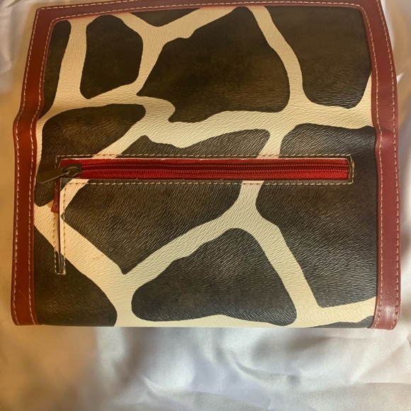 Like new wallet! - Picture 2 of 6